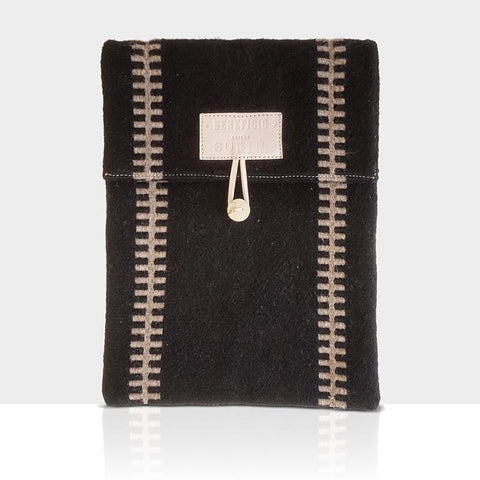 O Beneficio Laptop Sleeve